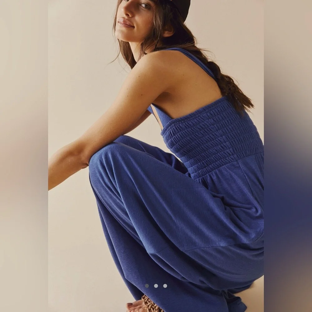 Free People Beach Smocked Wide Leg Jumpsuit "Beach Blue” Pockets Casual S NWOT - Picture 1 of 10